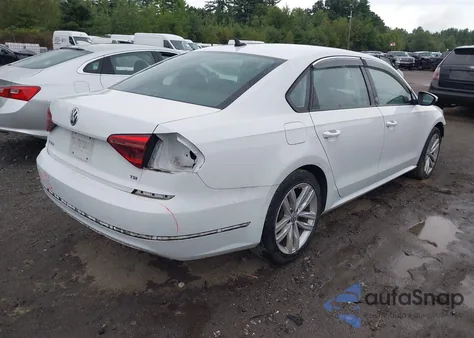 2019 Volkswagen Passat 2.0T Wolfsburg Edition из США, поврежденный, VIN 1VWLA7A33KC013965